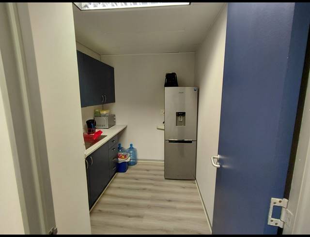 362M² OFFICE TO LET IN FOURWAYS